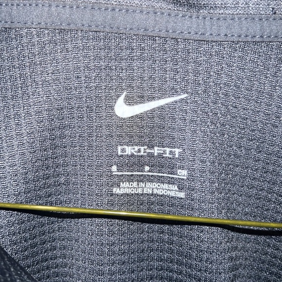 Nike Drif-fit San Diego Padres 1/4 Zip Pullover - Picture 4 of 4